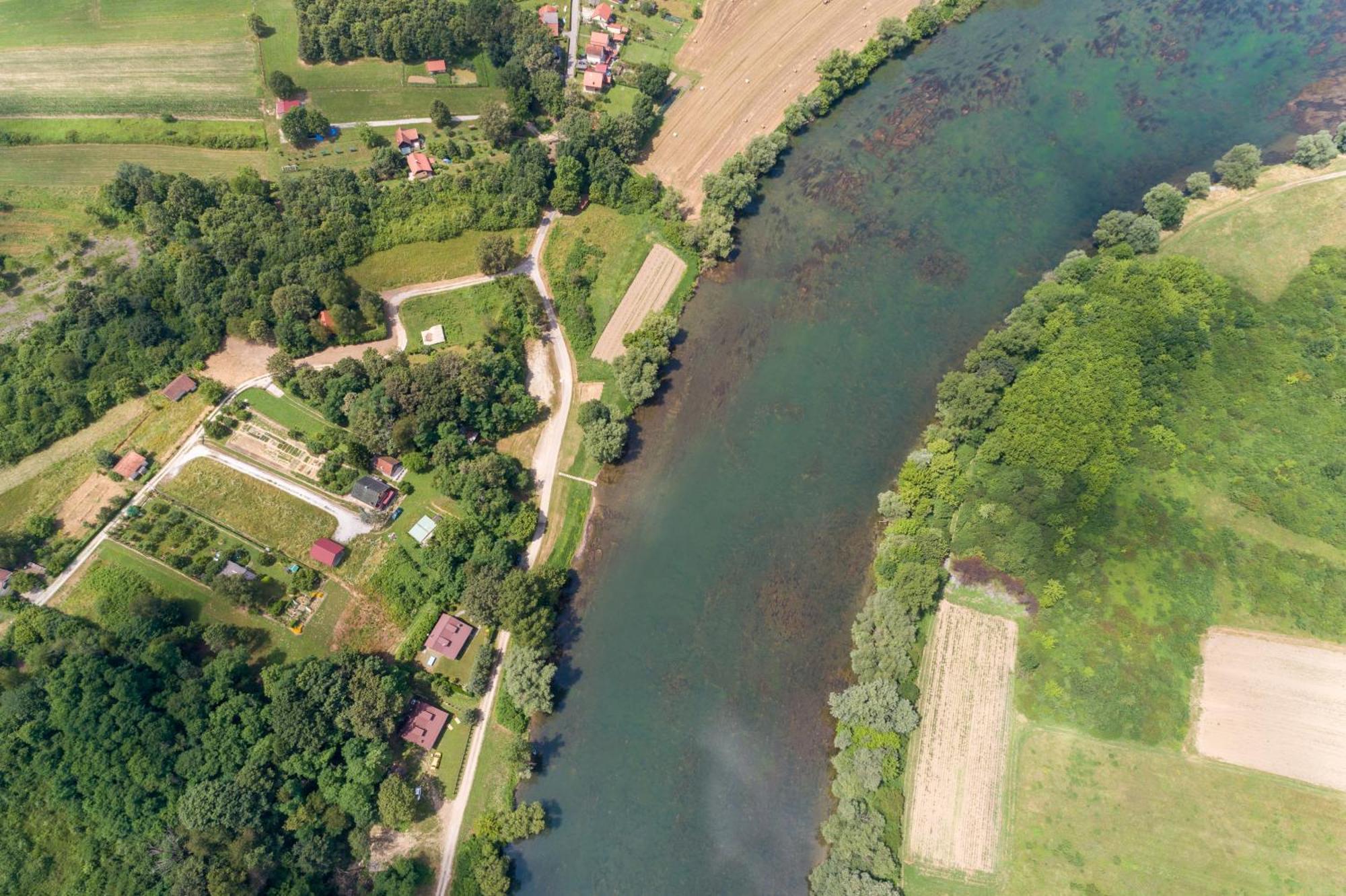 Zagreb, Kuca Za Odmor Swan River Holiday House Lasinja Экстерьер фото