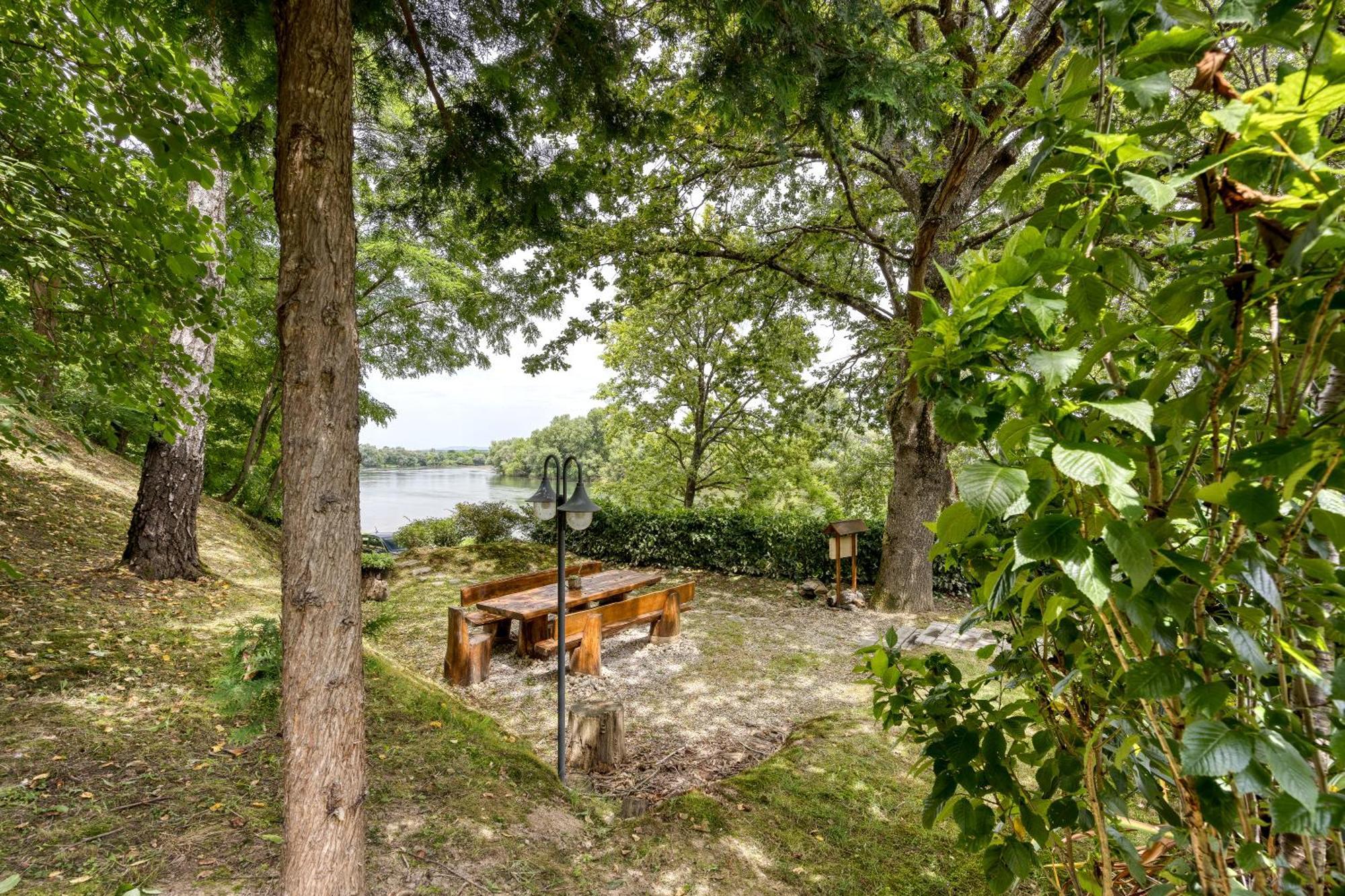 Zagreb, Kuca Za Odmor Swan River Holiday House Lasinja Экстерьер фото